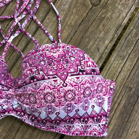 NWT Ambrielle Purple Pink Silver Bikini Top Sz L - Picture 8 of 8